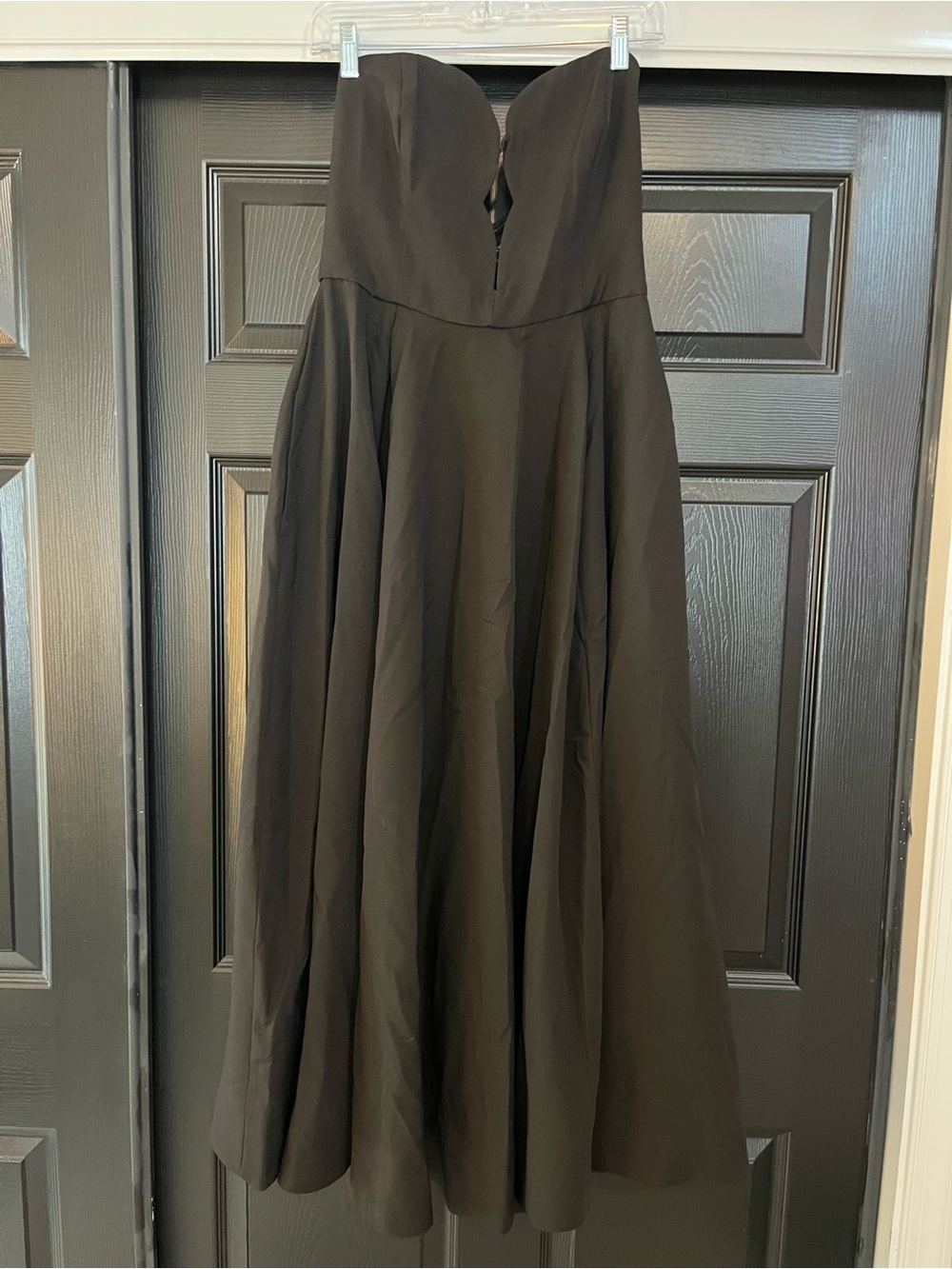 Bardot Strapless Black Plunging Neck A-Line Evening Dress with Pockets